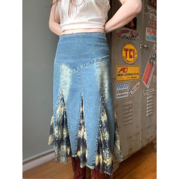 Vintage Y2K Denim Midi Skirt | Boho Lace Panel Pleated Flare | Size 29" - Picture 2 of 7